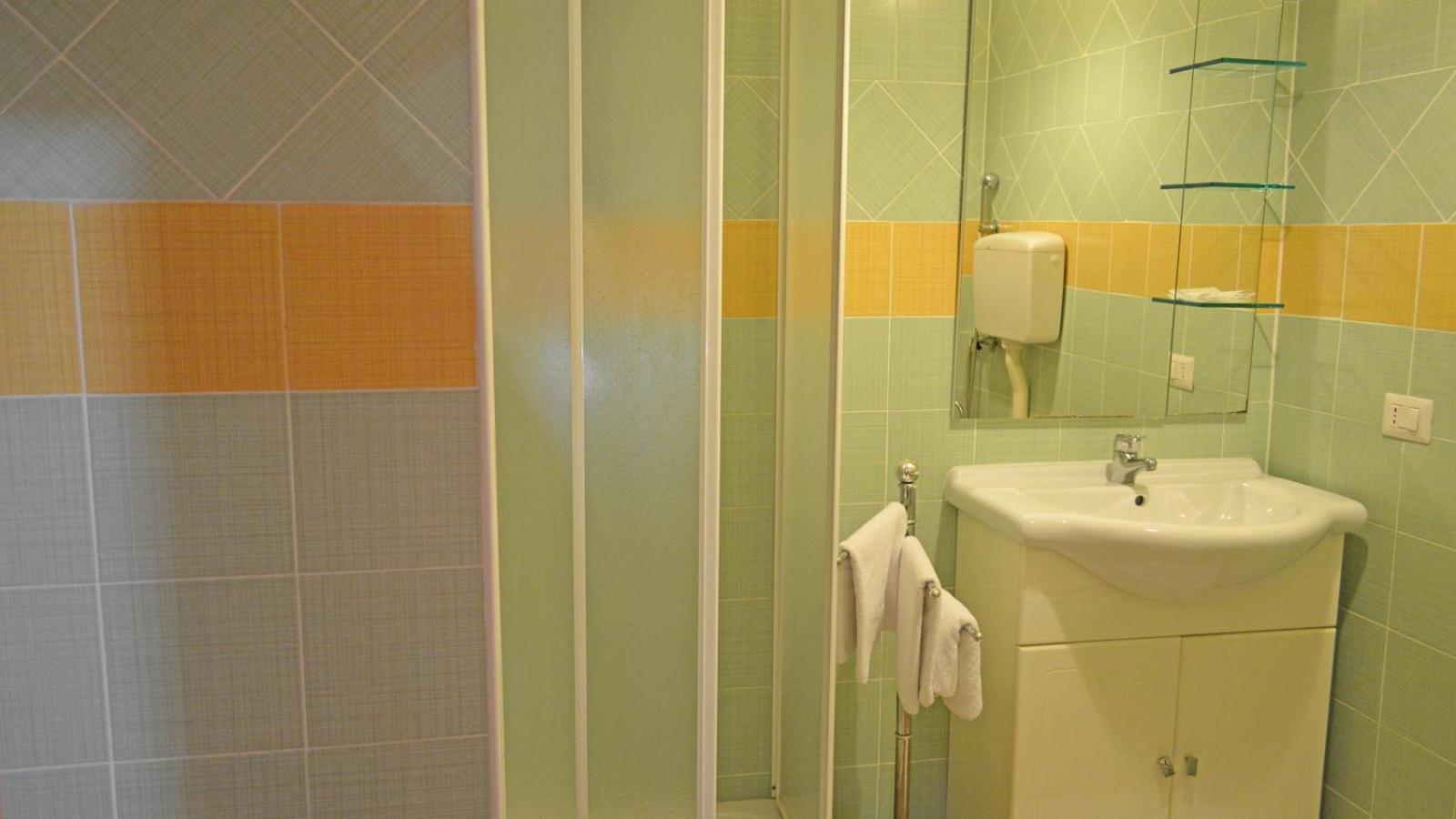 Splash'S Rooms Spadafora Exterior foto