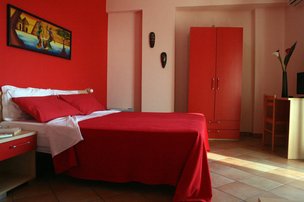 Splash'S Rooms Spadafora Habitación foto